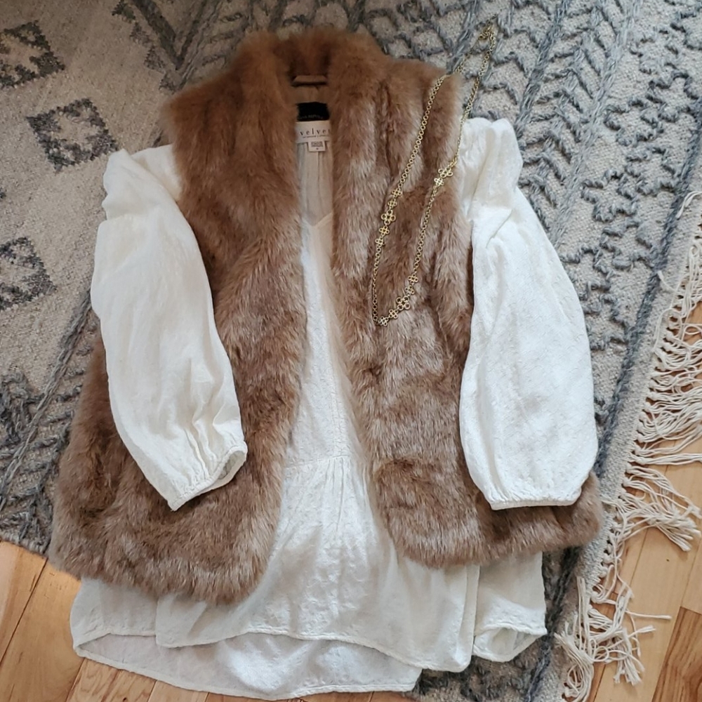 Banana Republic faux fur vest